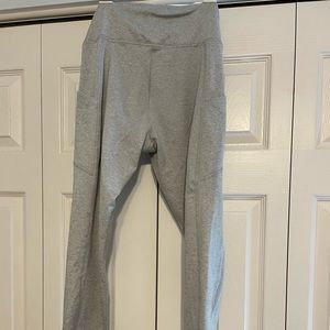 Gray Leggings with Pockets